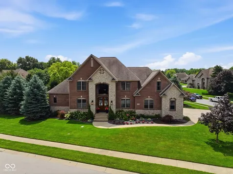 63 Hollaway Boulevard Brownsburg IN 46112