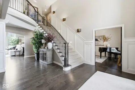 63 Hollaway Boulevard Brownsburg IN 46112