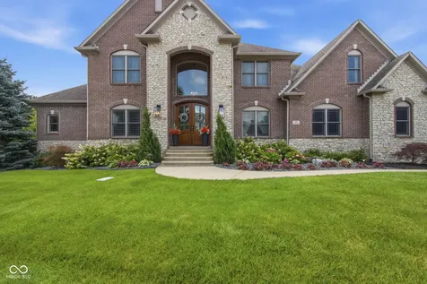 63 Hollaway Boulevard Brownsburg IN 46112