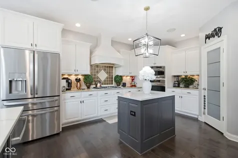 63 Hollaway Boulevard Brownsburg IN 46112