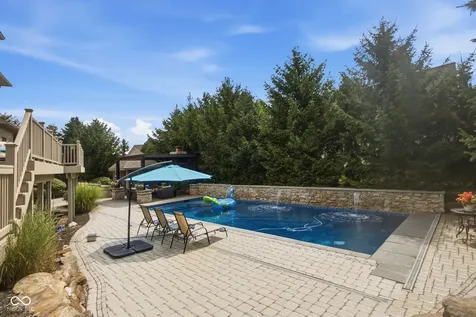 63 Hollaway Boulevard Brownsburg IN 46112