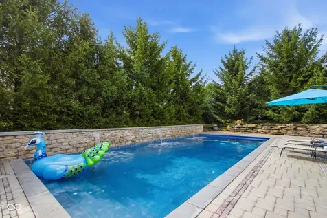 63 Hollaway Boulevard Brownsburg IN 46112