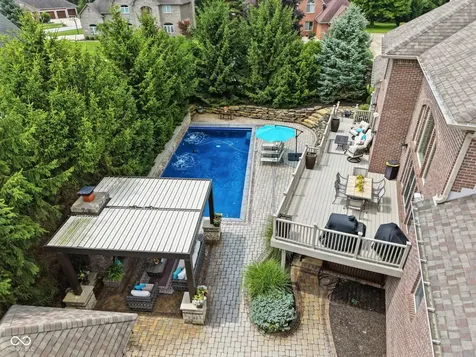 63 Hollaway Boulevard Brownsburg IN 46112