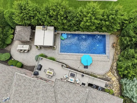 63 Hollaway Boulevard Brownsburg IN 46112