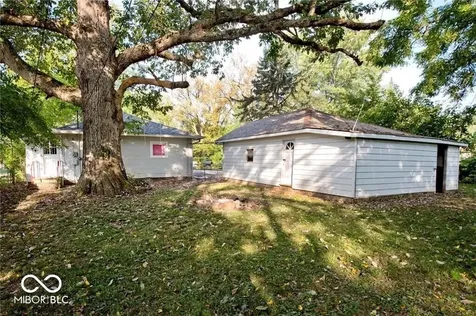 3339 S Lyons Avenue Indianapolis IN 46221