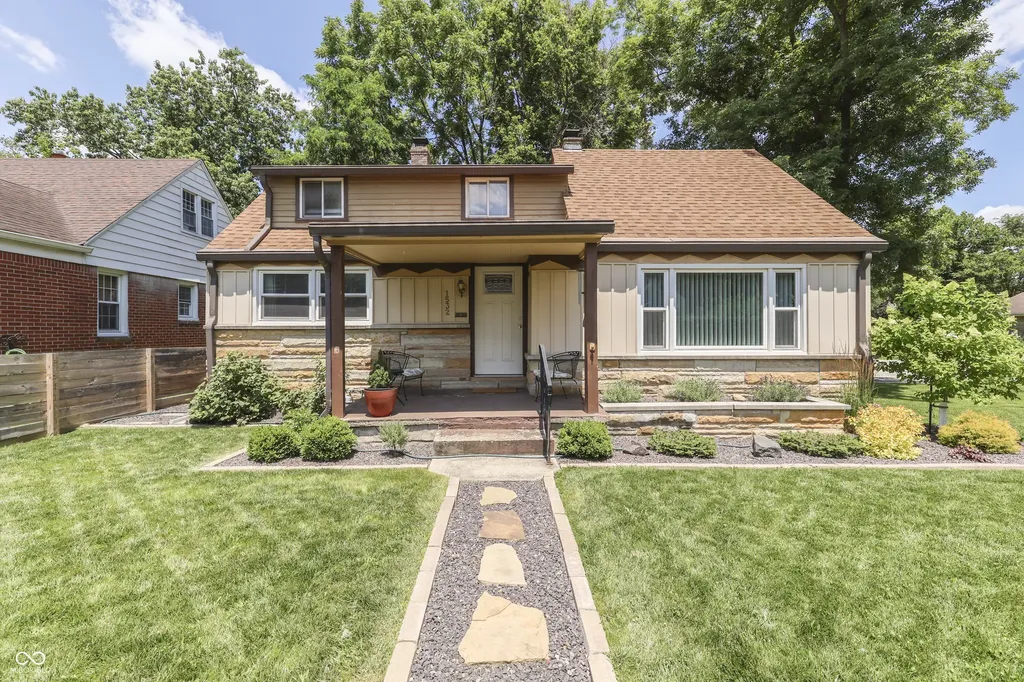 1532 E Markwood Avenue Indianapolis IN 46227