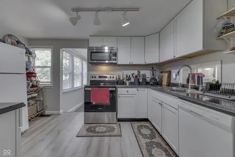 1532 E Markwood Avenue Indianapolis IN 46227