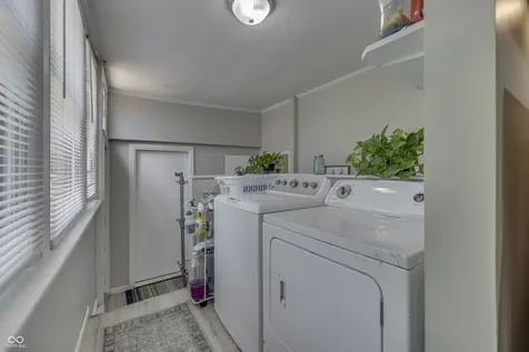 1532 E Markwood Avenue Indianapolis IN 46227