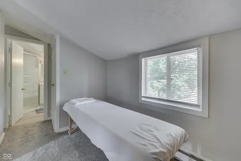 1532 E Markwood Avenue Indianapolis IN 46227