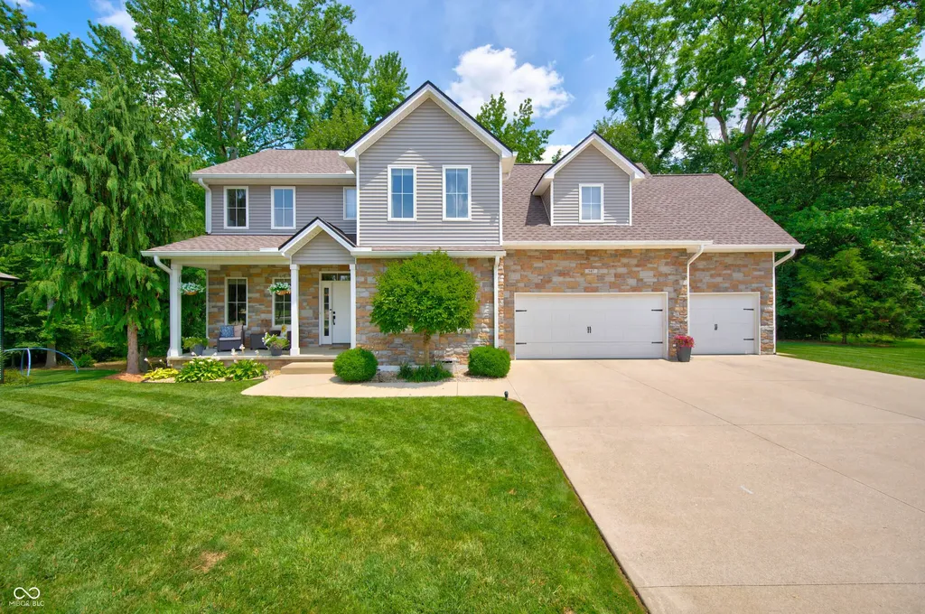 347 Westbrook Court Columbus IN 47201