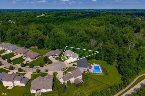 347 Westbrook Court Columbus IN 47201