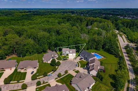 347 Westbrook Court Columbus IN 47201