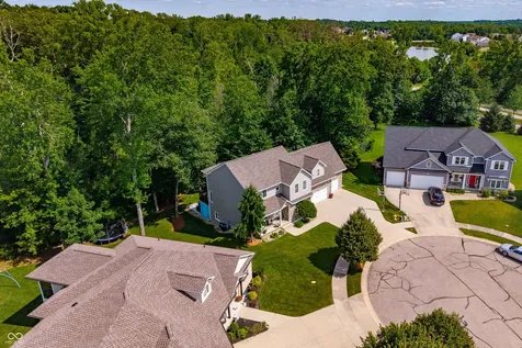 347 Westbrook Court Columbus IN 47201