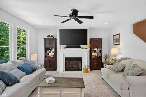 347 Westbrook Court Columbus IN 47201
