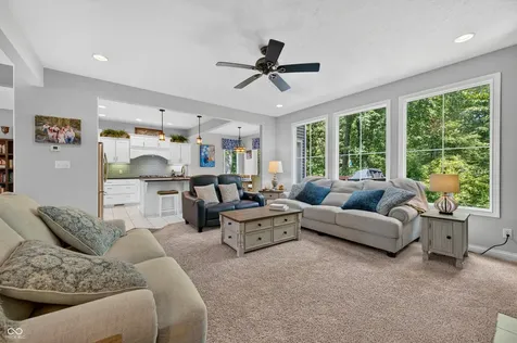 347 Westbrook Court Columbus IN 47201