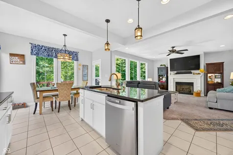 347 Westbrook Court Columbus IN 47201