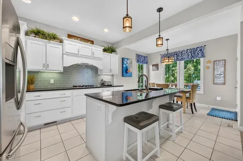 347 Westbrook Court Columbus IN 47201