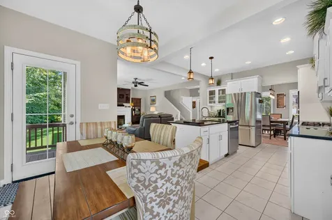 347 Westbrook Court Columbus IN 47201