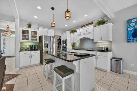 347 Westbrook Court Columbus IN 47201