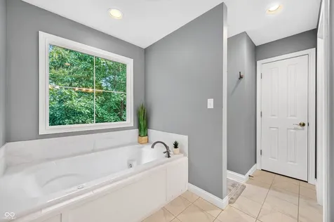 347 Westbrook Court Columbus IN 47201