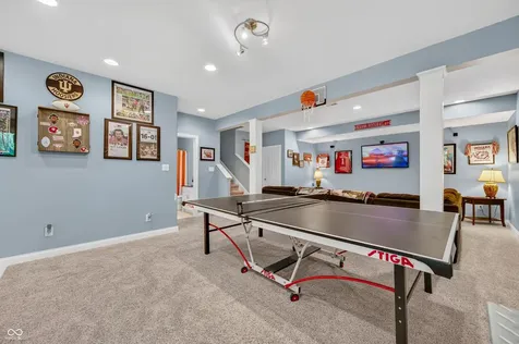 347 Westbrook Court Columbus IN 47201