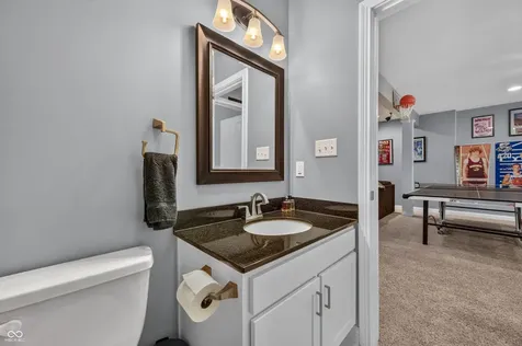 347 Westbrook Court Columbus IN 47201