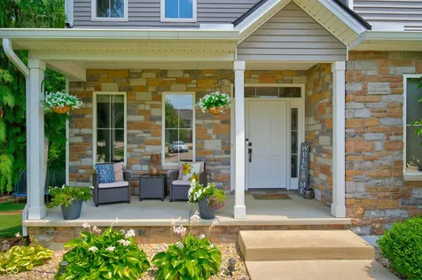 347 Westbrook Court Columbus IN 47201