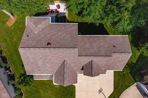 347 Westbrook Court Columbus IN 47201