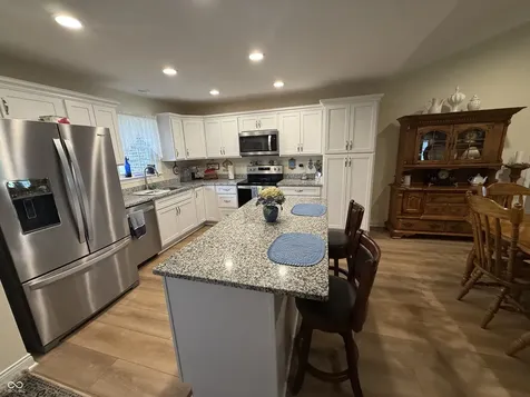 2637 Viceroy Lane Lebanon IN 46052