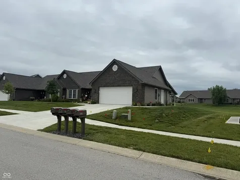 2637 Viceroy Lane Lebanon IN 46052