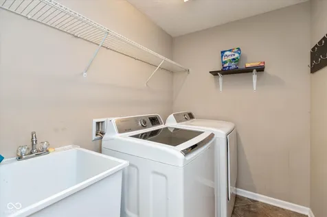 12154 Eddington Place Fishers IN 46037