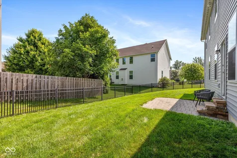 12154 Eddington Place Fishers IN 46037