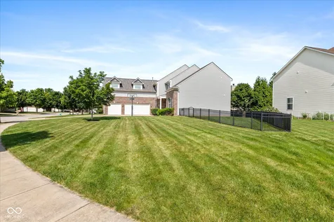 12154 Eddington Place Fishers IN 46037