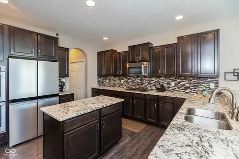 12154 Eddington Place Fishers IN 46037