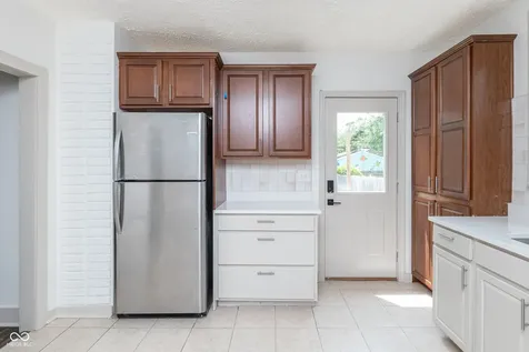 6154 Rosslyn Avenue Indianapolis IN 46220