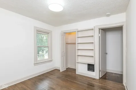 6154 Rosslyn Avenue Indianapolis IN 46220