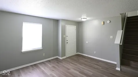 2032 Southernwood Lane Indianapolis IN 46231
