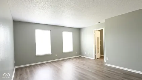 2032 Southernwood Lane Indianapolis IN 46231