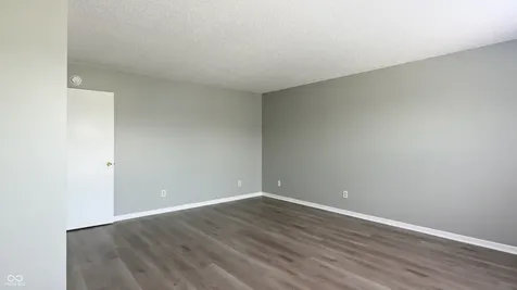 2032 Southernwood Lane Indianapolis IN 46231