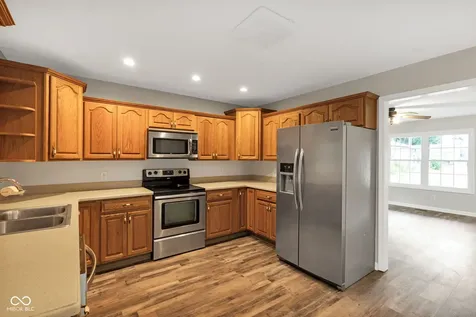 312 North Street Chesterfield IN 46017