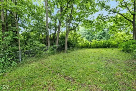 312 North Street Chesterfield IN 46017