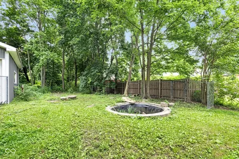 312 North Street Chesterfield IN 46017