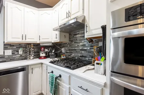 2225 Marina Court Greenwood IN 46143