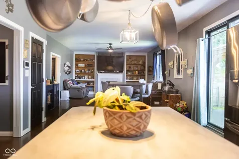 2225 Marina Court Greenwood IN 46143