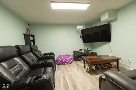 2225 Marina Court Greenwood IN 46143