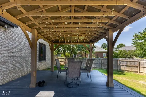 2225 Marina Court Greenwood IN 46143