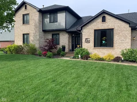 2225 Marina Court Greenwood IN 46143