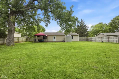 975 Stonegate Road Greenwood IN 46142