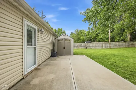 975 Stonegate Road Greenwood IN 46142