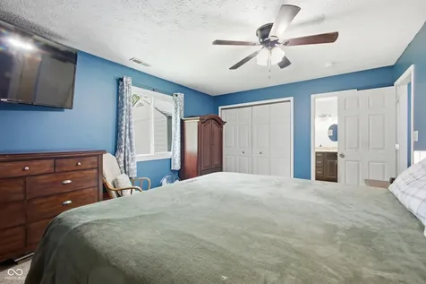 975 Stonegate Road Greenwood IN 46142